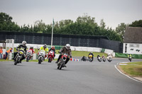 Vintage-motorcycle-club;eventdigitalimages;mallory-park;mallory-park-trackday-photographs;no-limits-trackdays;peter-wileman-photography;trackday-digital-images;trackday-photos;vmcc-festival-1000-bikes-photographs